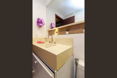 Apartamento à venda com 131m², 3 quartos e 2 vagasBanheiro 