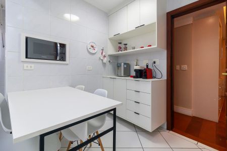 Apartamento à venda com 131m², 3 quartos e 2 vagasCozinha