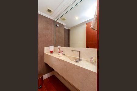 Apartamento à venda com 131m², 3 quartos e 2 vagasLavabo