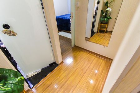 Apartamento à venda com 67m², 2 quartos e sem vagaCorredor