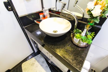 Apartamento à venda com 67m², 2 quartos e sem vagaBanheiro