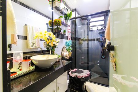 Apartamento à venda com 67m², 2 quartos e sem vagaBanheiro