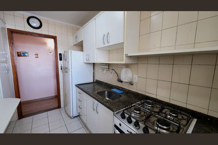 Apartamento à venda com 92m², 3 quartos e 1 vaga Apartamento à venda com 92m², 3 quartos e 1 vagaCozinha e Área de Serviço