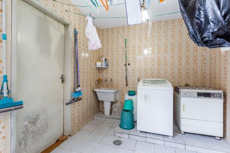 Casa à venda com 130m², 3 quartos e 3 vagas Casa à venda com 130m², 3 quartos e 3 vagasÁrea de Serviço