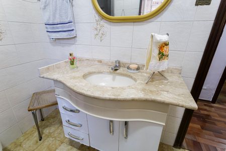 Casa à venda com 130m², 3 quartos e 3 vagas Casa à venda com 130m², 3 quartos e 3 vagasBanheiro Social