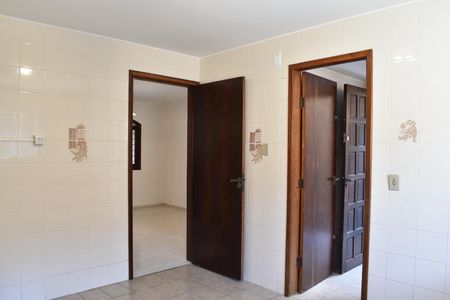 Casa para alugar com 173m², 3 quartos e 2 vagas Casa para alugar com 173m², 3 quartos e 2 vagasCozinha
