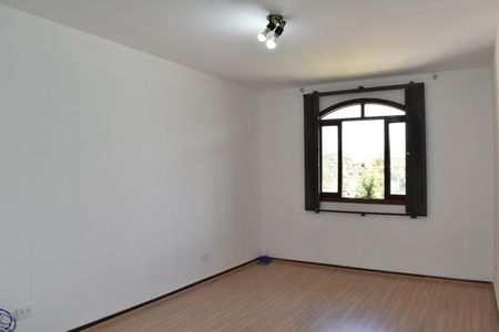 Casa para alugar com 173m², 3 quartos e 2 vagas Casa para alugar com 173m², 3 quartos e 2 vagasQuarto