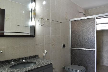 Casa para alugar com 173m², 3 quartos e 2 vagas Casa para alugar com 173m², 3 quartos e 2 vagasBanheiro da Suíte