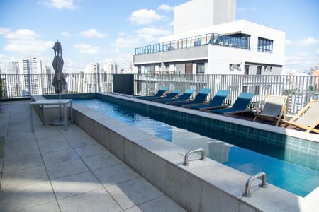 Studio à venda com 24m², 1 quarto e sem vagaPiscina