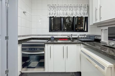 Apartamento à venda com 115m², 3 quartos e 3 vagasCozinha