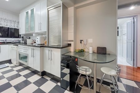 Apartamento à venda com 115m², 3 quartos e 3 vagasCozinha