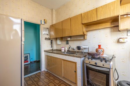 Apartamento à venda com 116m², 3 quartos e sem vaga Apartamento à venda com 116m², 3 quartos e sem vagaCozinha