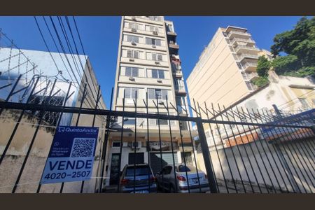 Apartamento à venda com 116m², 3 quartos e sem vaga Apartamento à venda com 116m², 3 quartos e sem vagaFachada