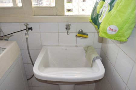 Apartamento à venda com 168m², 3 quartos e 1 vagaÁrea de Serviço