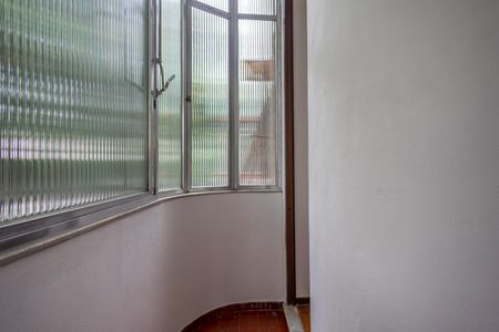 Apartamento para alugar com 64m², 2 quartos e sem vagaQuarto 2 Varanda