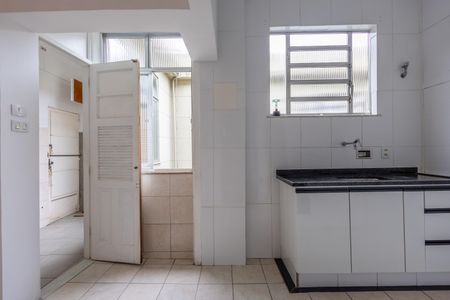 Apartamento para alugar com 64m², 2 quartos e sem vagaCozinha