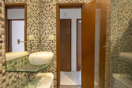 Apartamento para alugar com 64m², 2 quartos e sem vagaBanheiro