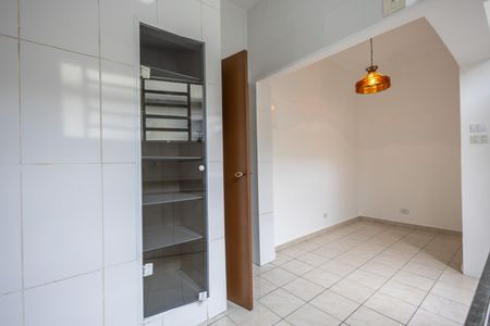 Apartamento para alugar com 64m², 2 quartos e sem vagaCozinha