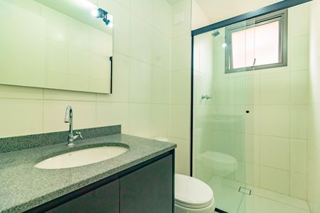 Apartamento para alugar com 64m², 2 quartos e 1 vaga Apartamento para alugar com 64m², 2 quartos e 1 vagaBanheiro da Suíte