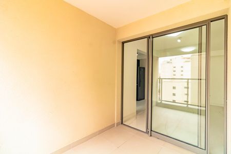 Apartamento para alugar com 64m², 2 quartos e 1 vaga Apartamento para alugar com 64m², 2 quartos e 1 vagaVaranda da Sala/Cozinha