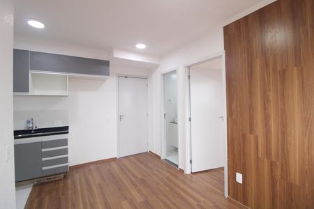 Apartamento para alugar com 2 quartos, 37m² em Veleiros, São Paulo