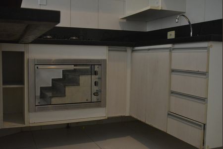 Apartamento à venda com 124m², 2 quartos e 2 vagasCozinha