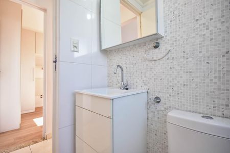 Apartamento para alugar com 52m², 2 quartos e 1 vaga Apartamento para alugar com 52m², 2 quartos e 1 vagaBanheiro