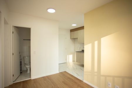Apartamento à venda com 38m², 2 quartos e sem vaga Apartamento à venda com 38m², 2 quartos e sem vagaSala