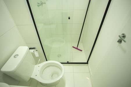 Apartamento à venda com 38m², 2 quartos e sem vaga Apartamento à venda com 38m², 2 quartos e sem vagaBanheiro Social