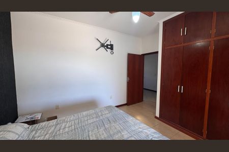 Casa à venda com 200m², 3 quartos e 3 vagasQuarto 2