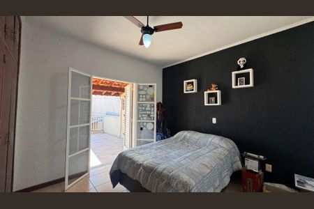 Casa à venda com 200m², 3 quartos e 3 vagasQuarto 2