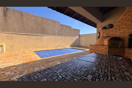 Casa à venda com 200m², 3 quartos e 3 vagasÁrea comum