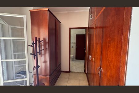Casa à venda com 200m², 3 quartos e 3 vagasCloset do quarto 3