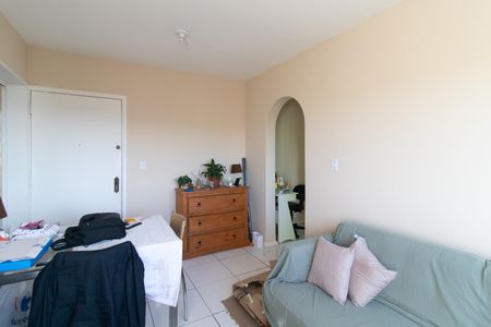 Apartamento à venda com 43m², 1 quarto e sem vagaSala