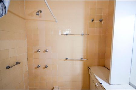 Apartamento à venda com 80m², 2 quartos e sem vagaBanheiro