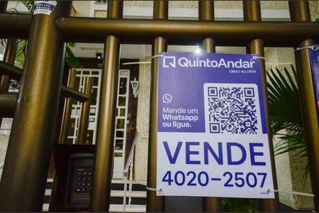 Apartamento à venda com 80m², 2 quartos e sem vagaPlaca