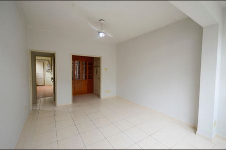 Apartamento à venda com 80m², 2 quartos e sem vagaSala