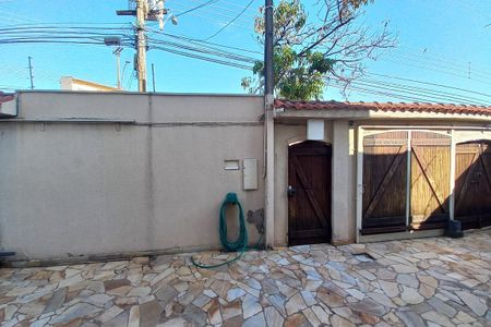 Casa para alugar com 235m², 6 quartos e 4 vagasVista da Sala