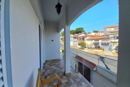 Casa para alugar com 235m², 6 quartos e 4 vagasVaranda do Quarto 3