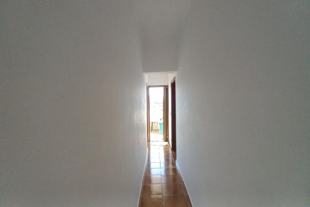 Casa para alugar com 235m², 6 quartos e 4 vagasCorredor