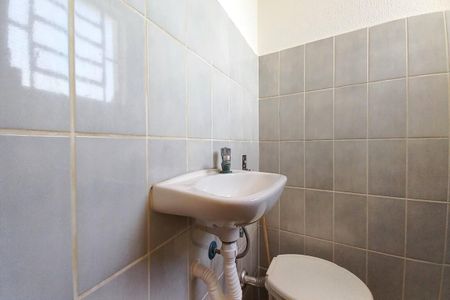 Casa para alugar com 235m², 6 quartos e 4 vagasBanheiro da Suíte 2