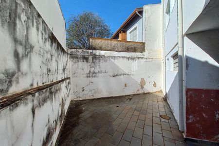 Casa para alugar com 235m², 6 quartos e 4 vagasQuintal