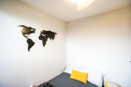 Apartamento à venda com 53m², 2 quartos e 1 vagaQuarto 02