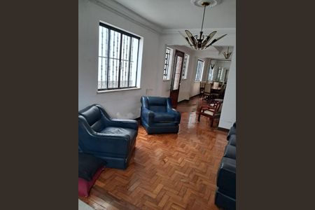 Casa à venda com 3 quartos, 330m² em Mirandópolis, São Paulo