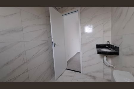 Apartamento à venda com 65m², 2 quartos e 1 vaga Apartamento à venda com 65m², 2 quartos e 1 vagaBanheiro da Suíte 1