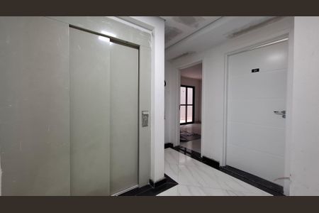 Apartamento à venda com 65m², 2 quartos e 1 vaga Apartamento à venda com 65m², 2 quartos e 1 vagaÁrea Comum