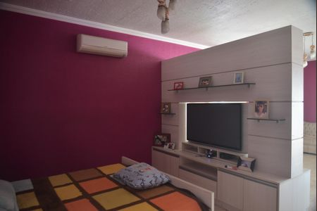 Casa à venda com 350m², 5 quartos e 4 vagasSuíte 2