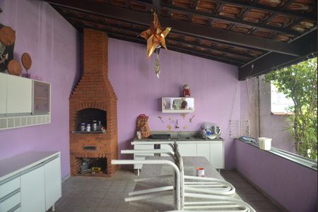 Casa à venda com 350m², 5 quartos e 4 vagasÁrea gourmet