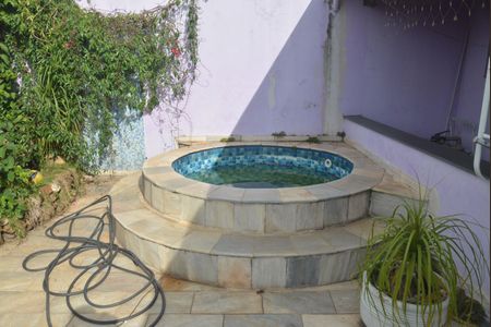 Casa à venda com 350m², 5 quartos e 4 vagasPiscina
