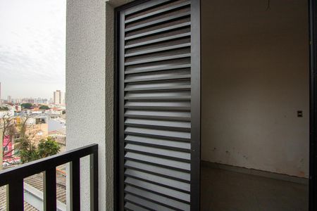 Apartamento à venda com 94m², 2 quartos e 1 vaga Apartamento à venda com 94m², 2 quartos e 1 vagaVaranda do quarto